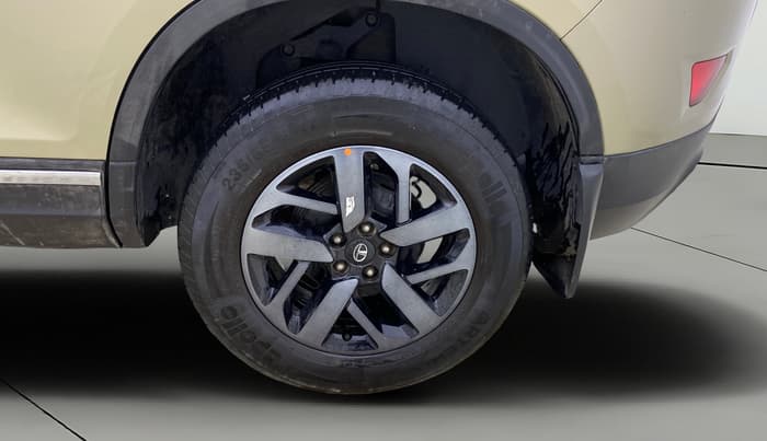 2022 Tata Harrier XZ PLUS 2.0L KAZIRANGA, Diesel, Manual, 80,821 km, Left Rear Wheel