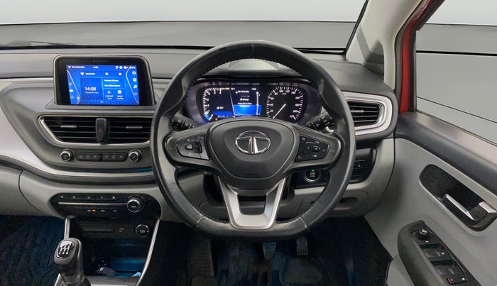 2020 Tata ALTROZ XZ DIESEL, Diesel, Manual, 1,10,054 km, Steering Wheel Close Up