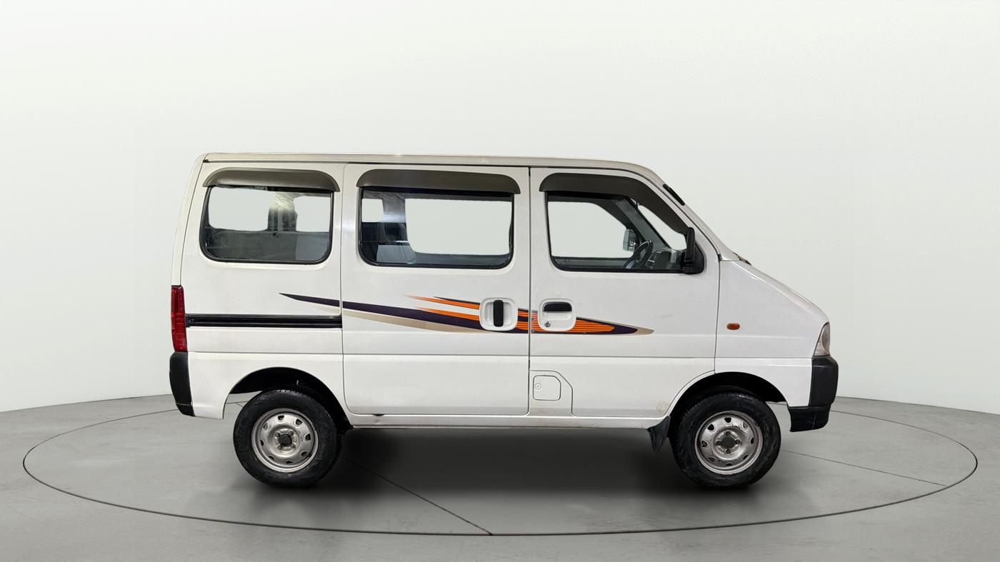 2017 Maruti Eeco 5 STR WITH A/C+HTR CNG, CNG, Manual, 80,504 km, Right Side View