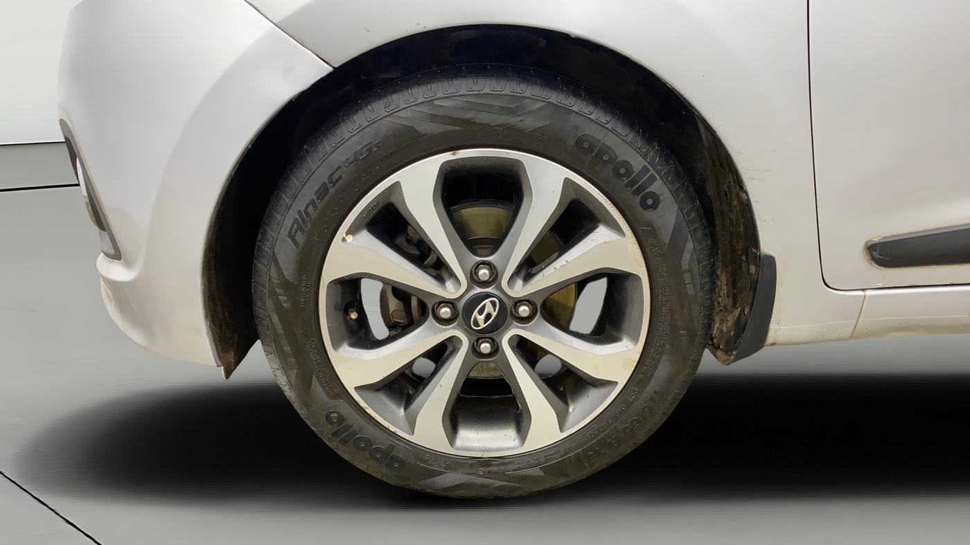 2014 Hyundai Xcent SX AT 1.2 (O), Petrol, Automatic, 88,057 km, Left Front Wheel
