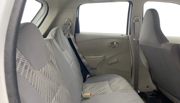 2015 Datsun Go T, Petrol, Manual, 25,845 km, Right Side Rear Door Cabin