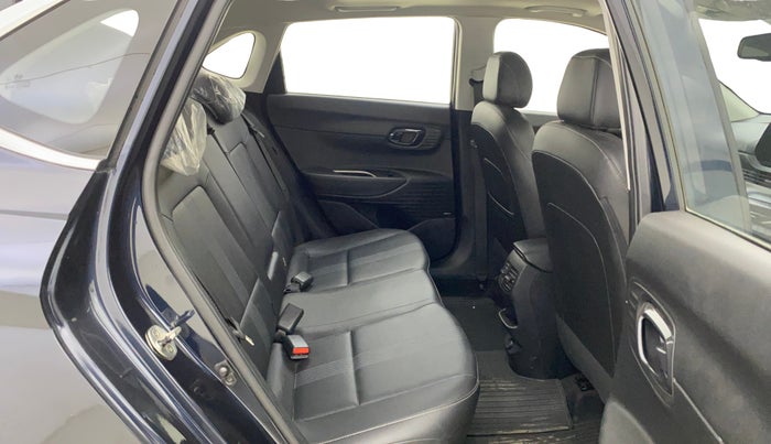 2022 Hyundai NEW I20 ASTA (O) 1.0 TURBO GDI DCT, Petrol, Automatic, 39,914 km, Right Side Rear Door Cabin