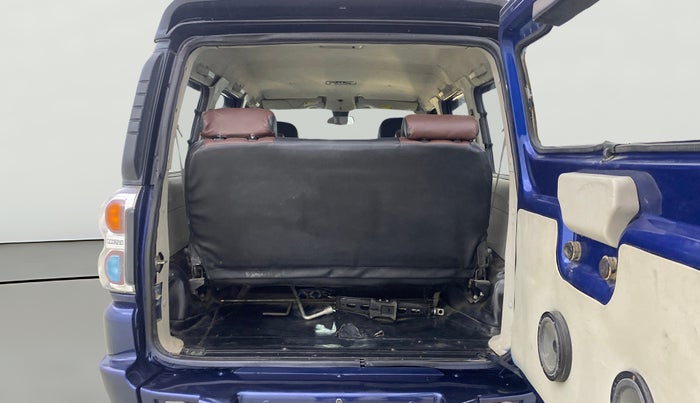 2014 Mahindra Scorpio S10, Diesel, Manual, 1,06,506 km, Boot Open Zoomed View