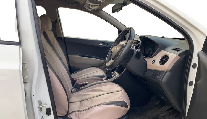 2015 Hyundai Grand i10 SPORTZ 1.2 KAPPA VTVT, Petrol, Manual, 6,138 km, Right Side Front Door Cabin