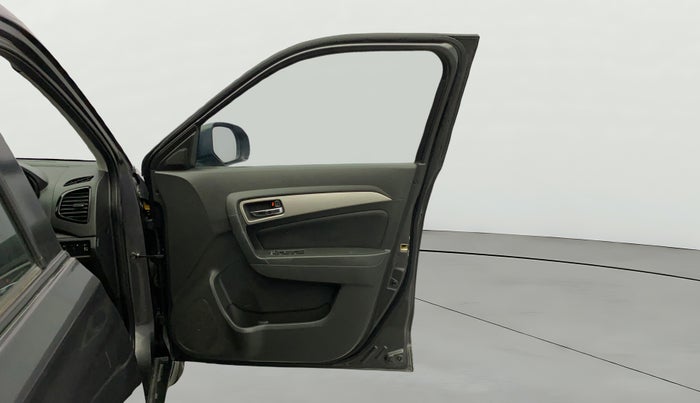 2017 Maruti Vitara Brezza ZDI, Diesel, Manual, 55,290 km, RHS Front Door