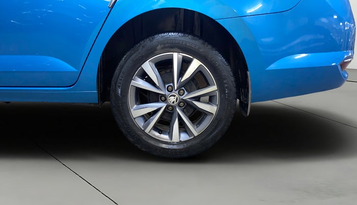 2022 Skoda SLAVIA STYLE 1.5L TSI DSG, Petrol, Automatic, 22,933 km, Left Rear Wheel