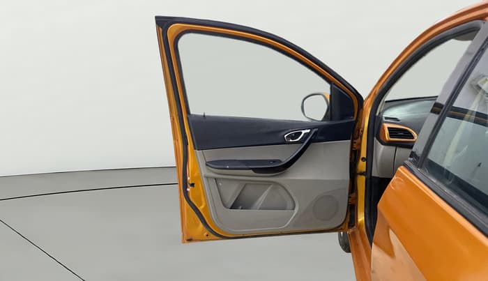 2017 Tata Tiago XZ PETROL, Petrol, Manual, 41,279 km, LHS Front Door