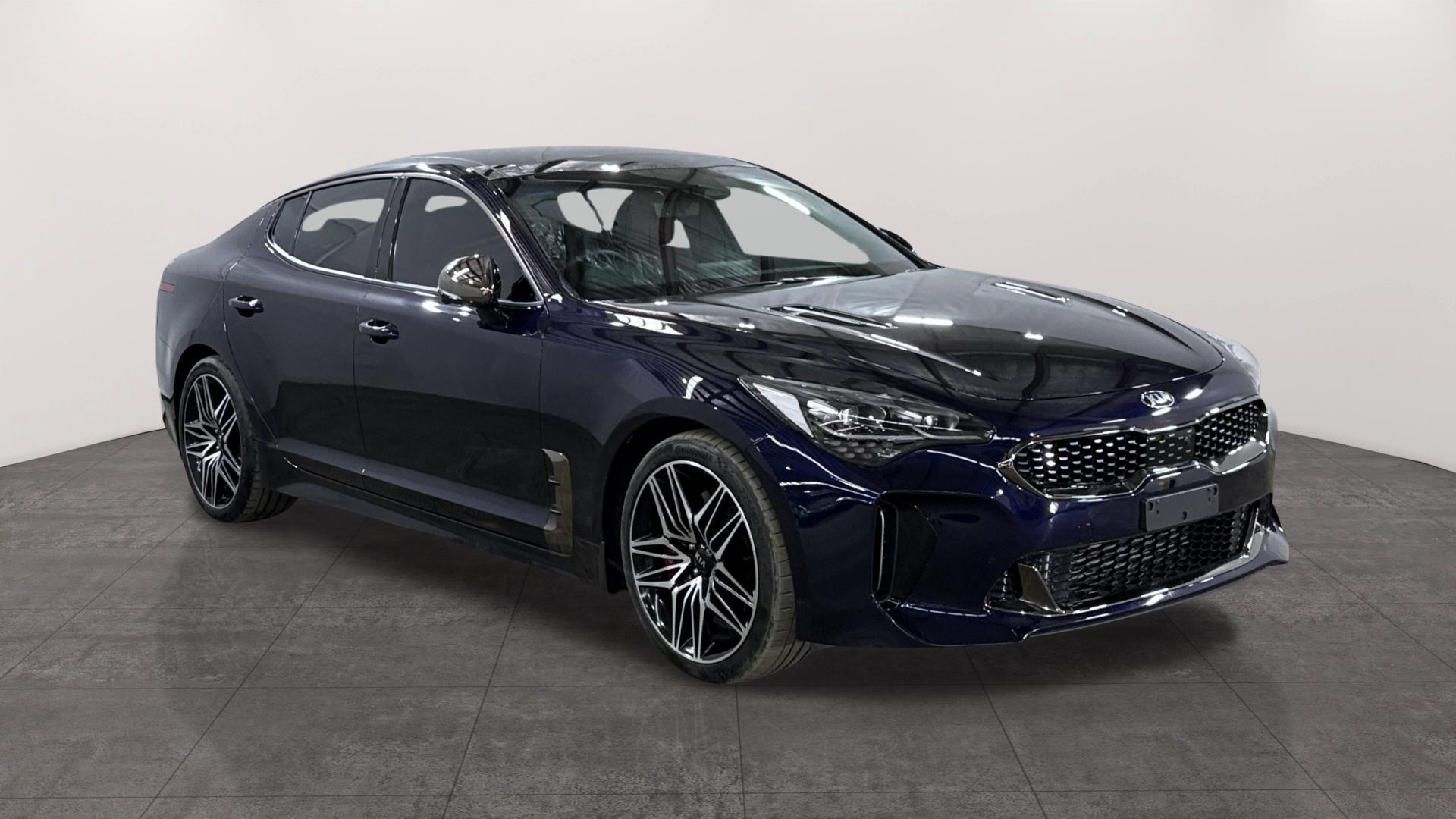 Kia Stinger image