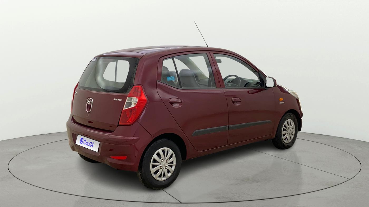 2015 Hyundai i10 SPORTZ 1.1, Petrol, Manual, 31,677 km, Right Back Diagonal
