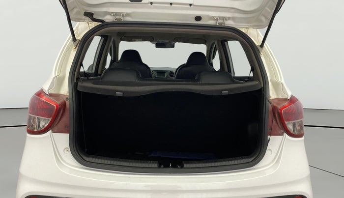 2017 Hyundai Grand i10 SPORTZ 1.2 KAPPA VTVT, Petrol, Manual, 53,936 km, Boot Open Zoomed View