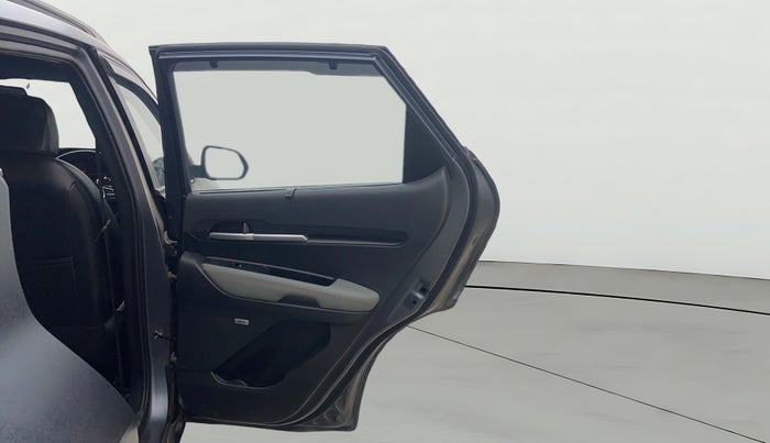 2022 KIA SONET X LINE 1.5 AT, Diesel, Automatic, 63,992 km, RHS Rear Door