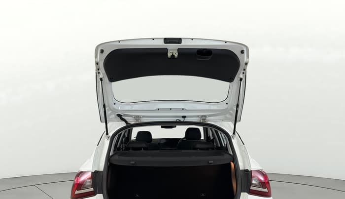 2022 Hyundai NEW I20 ASTA (O) 1.2 MT, Petrol, Manual, 16,688 km, Boot Door Open