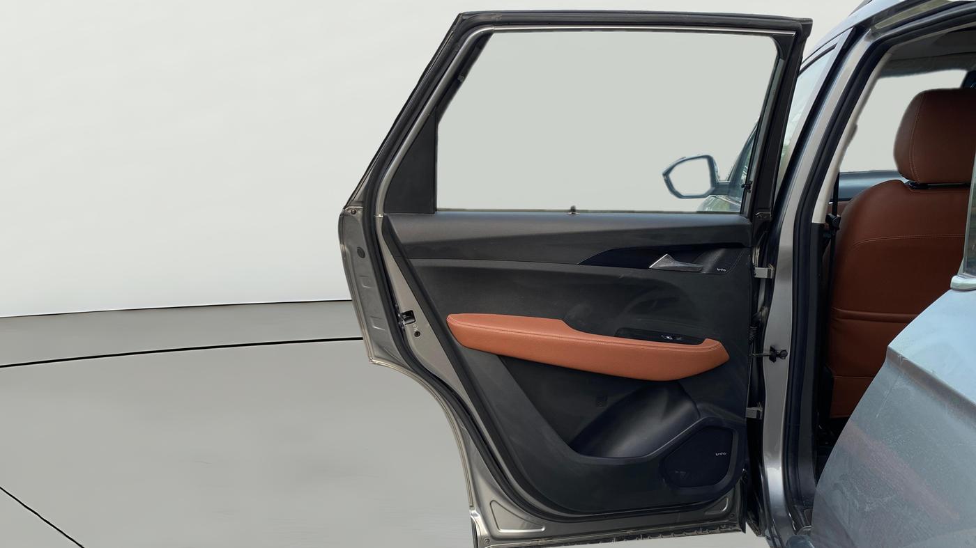 2020 MG HECTOR PLUS SHARP 1.5 PETROL TURBO DCT 6-STR, Petrol, Automatic, 41,818 km, LHS Rear Door