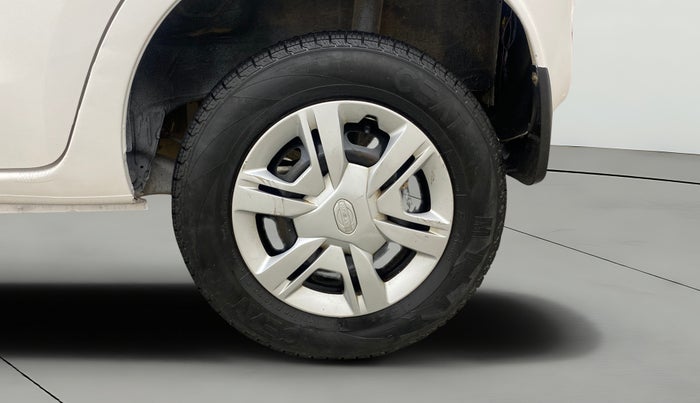 2017 Datsun Redi Go T (O), Petrol, Manual, 36,139 km, Left Rear Wheel