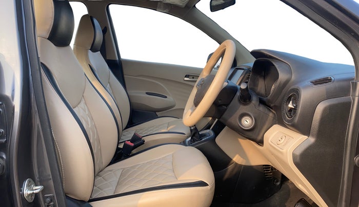 2020 Hyundai NEW SANTRO SPORTZ AMT, Petrol, Automatic, 37,153 km, Right Side Front Door Cabin