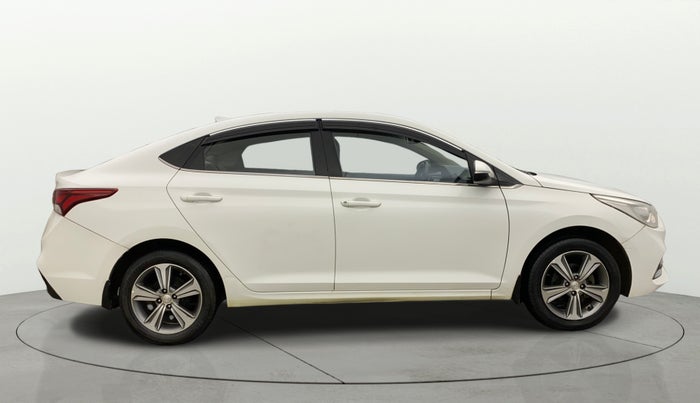 2018 Hyundai Verna 1.6 VTVT SX, Petrol, Manual, 92,675 km, Right Side View