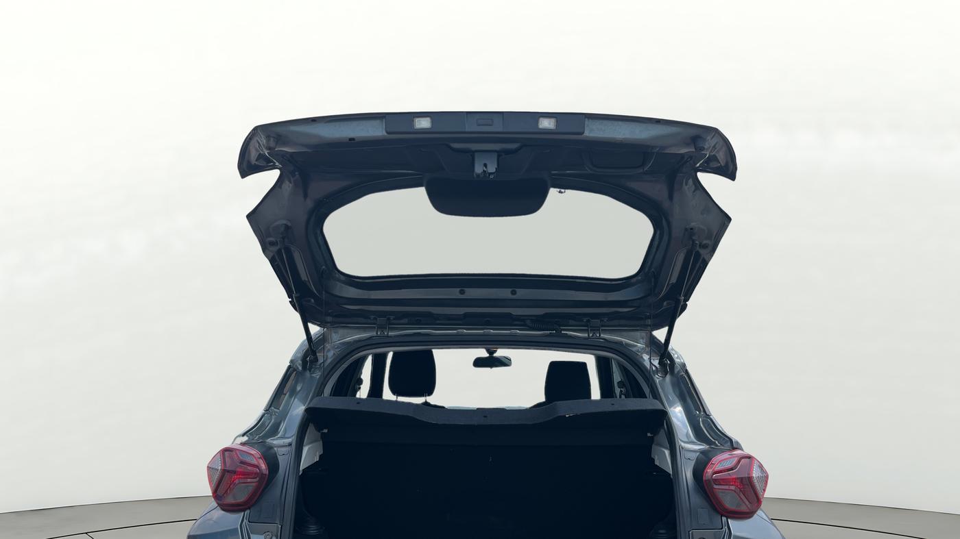 2022 Tata PUNCH ADVENTURE MT, Petrol, Manual, 17,385 km, Boot Door Open
