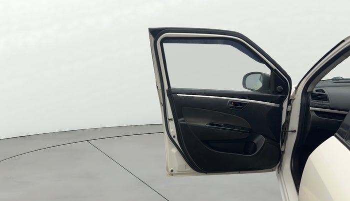 2016 Maruti Swift LXI (O), Petrol, Manual, 43,861 km, LHS Front Door