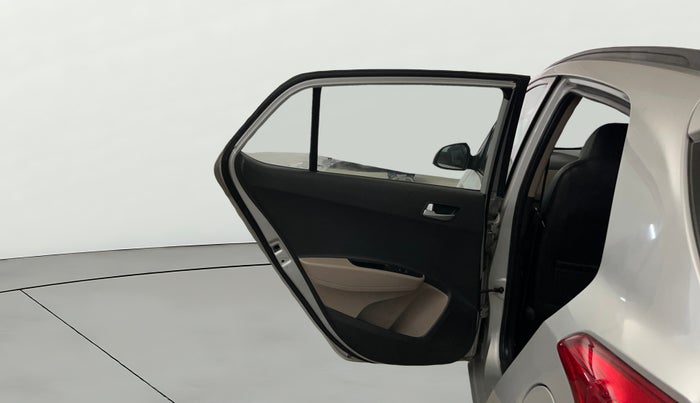 2018 Hyundai Grand i10 SPORTZ AT 1.2 KAPPA VTVT, Petrol, Automatic, 63,474 km, LHS Rear Door