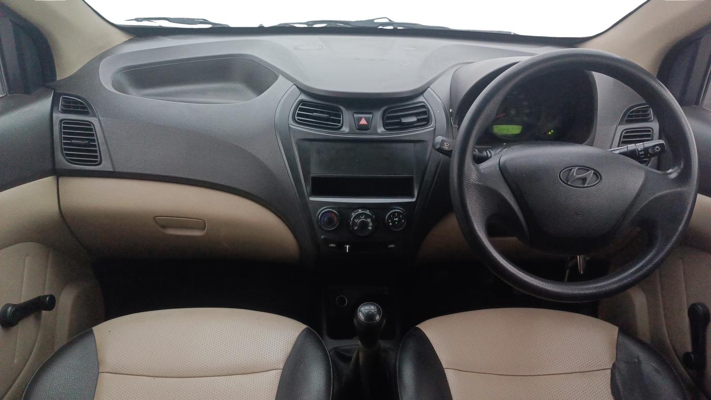 2016 Hyundai Eon D-LITE+, Petrol, Manual, 85,978 km, Dashboard