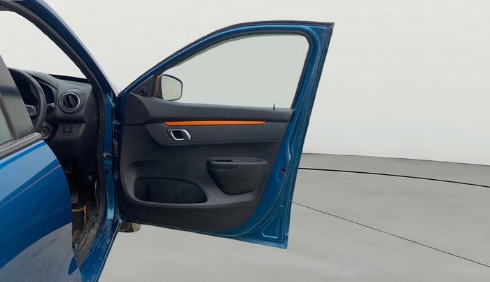 2021 Renault Kwid CLIMBER 1.0 AMT, Petrol, Automatic, 15,092 km, RHS Front Door