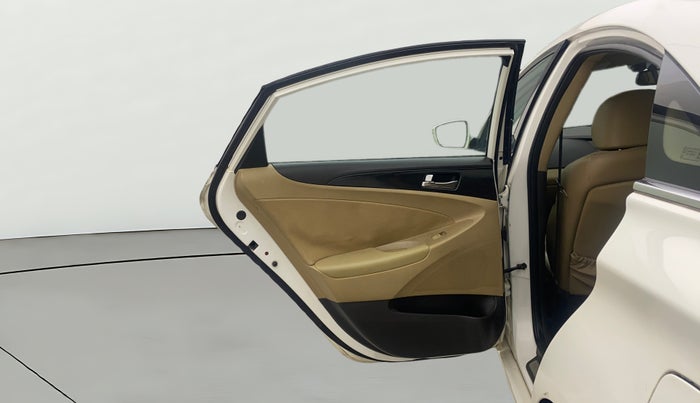 2013 Hyundai Sonata 2.4 GDI AT, Petrol, Automatic, 64,799 km, LHS Rear Door