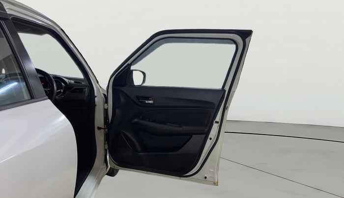 2020 Maruti Swift VXI, Petrol, Manual, 56,413 km, RHS Front Door