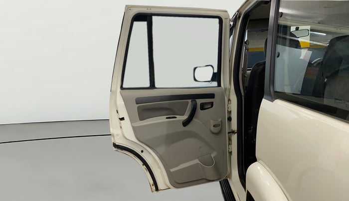 2021 Mahindra Scorpio S9, Diesel, Manual, 82,186 km, LHS Rear Door