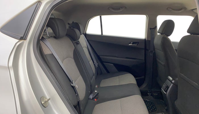 2017 Hyundai Creta SX PLUS AT 1.6 PETROL, Petrol, Automatic, 54,240 km, Right Side Rear Door Cabin