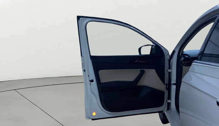 2022 Skoda SLAVIA STYLE 1.0L TSI MT, Petrol, Manual, 47,716 km, LHS Front Door