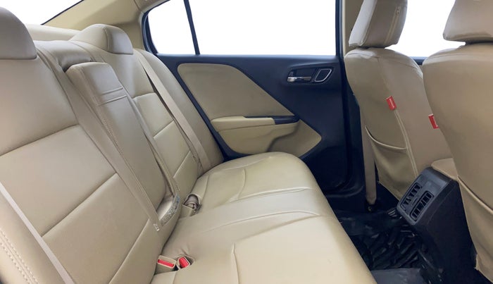 2019 Honda City 1.5L I-VTEC V MT, Petrol, Manual, 32,425 km, Right Side Rear Door Cabin