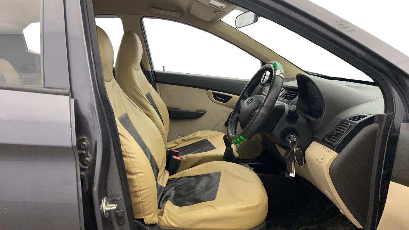 2015 Hyundai Eon D-LITE+, Petrol, Manual, 42,193 km, Right Side Front Door Cabin