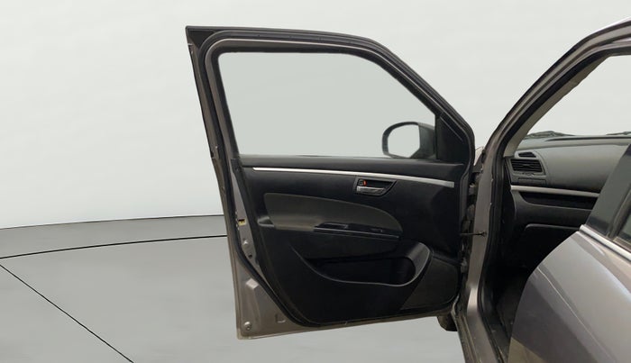 2012 Maruti Swift VXI, Petrol, Manual, 75,812 km, LHS Front Door