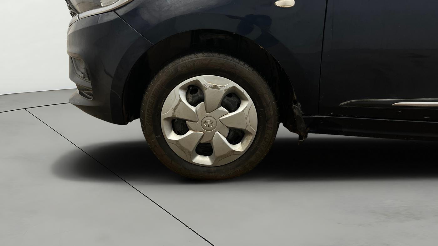 2022 Tata TIGOR XZ CNG, CNG, Manual, 91,707 km, Left Front Wheel