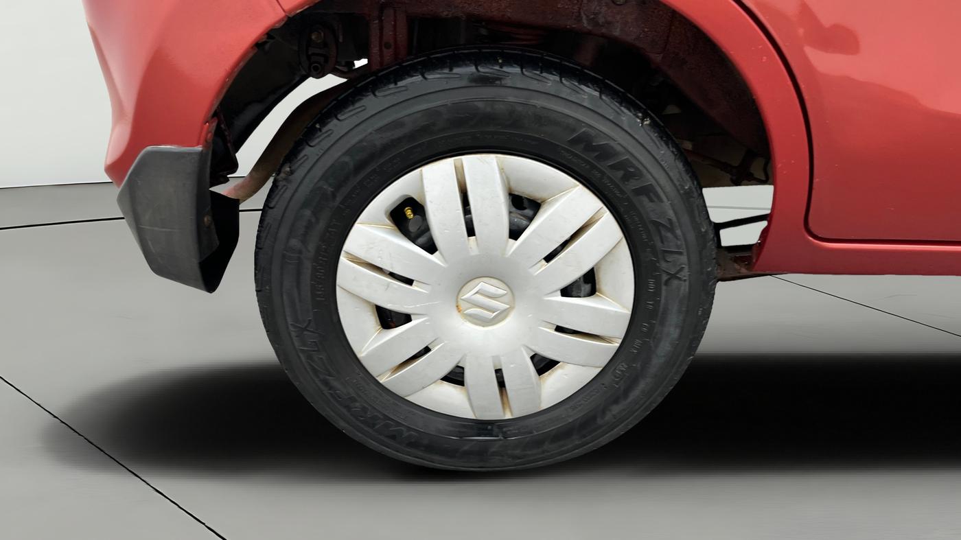 2014 Maruti Alto 800 LXI, Petrol, Manual, 1,00,788 km, Right Rear Wheel