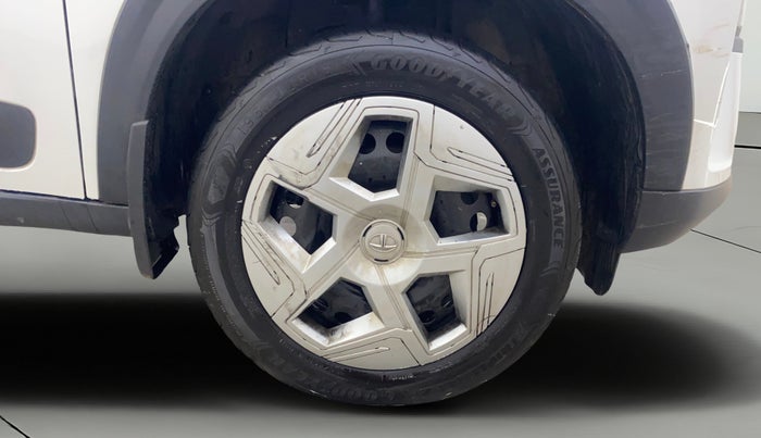 2024 Tata NEXON SMART+ 1.2 PETROL, Petrol, Manual, 19,882 km, Right Front Wheel