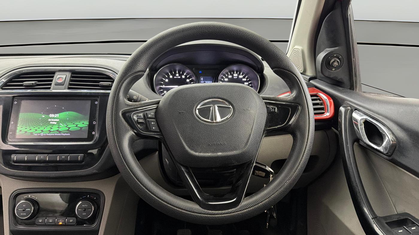2019 Tata Tiago XZ PLUS PETROL, Petrol, Manual, 75,893 km, Steering Wheel Close Up