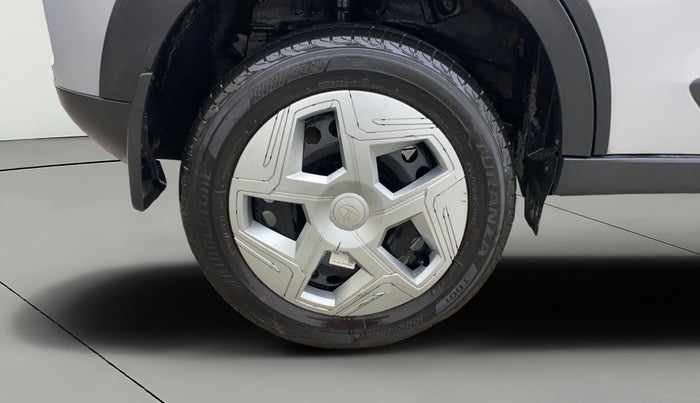 2024 Tata NEXON Pure 1.2 Petrol 6AMT, Petrol, Manual, 7,247 km, Right Rear Wheel