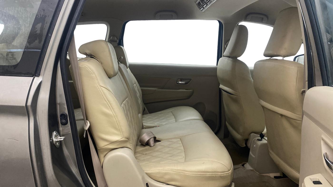 2022 Maruti Ertiga VXI AT SHVS, Petrol, Automatic, 26,199 km, Right Side Rear Door Cabin