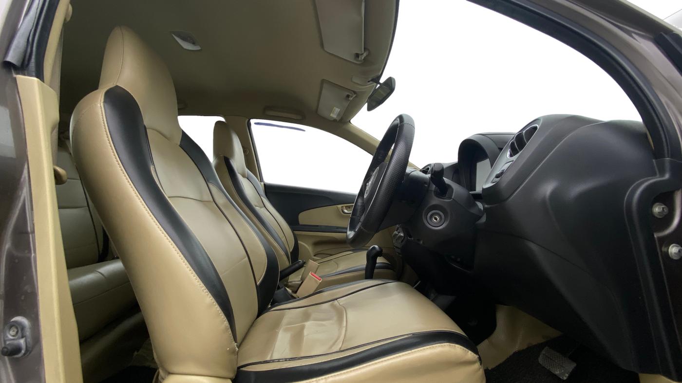 2016 Honda Brio VX AT, Petrol, Automatic, 72,722 km, Right Side Front Door Cabin