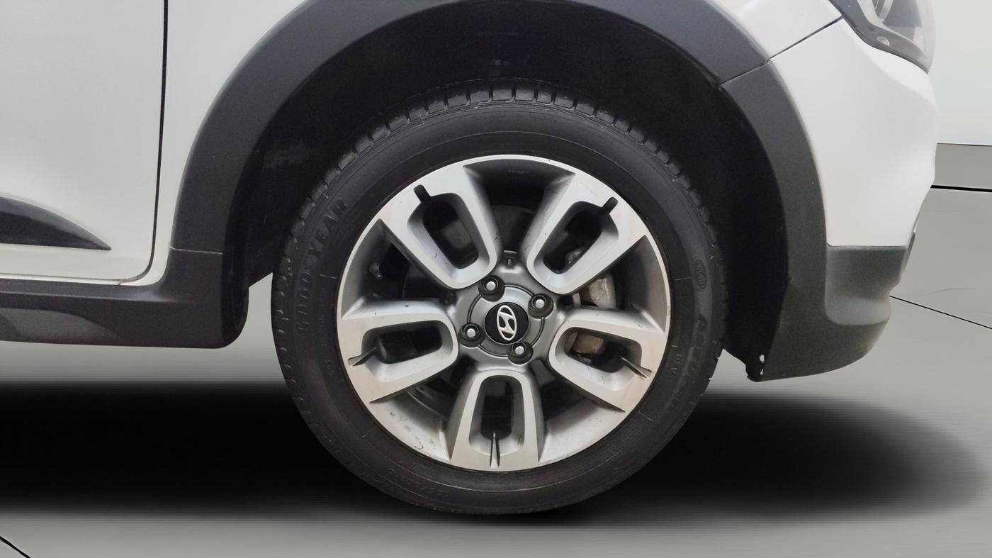 2018 Hyundai i20 Active 1.2 SX, Petrol, Manual, 51,592 km, Right Front Wheel