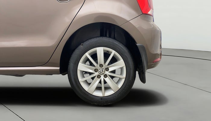 2017 Volkswagen Polo HIGHLINE1.2L, Petrol, Manual, 72,534 km, Left Rear Wheel