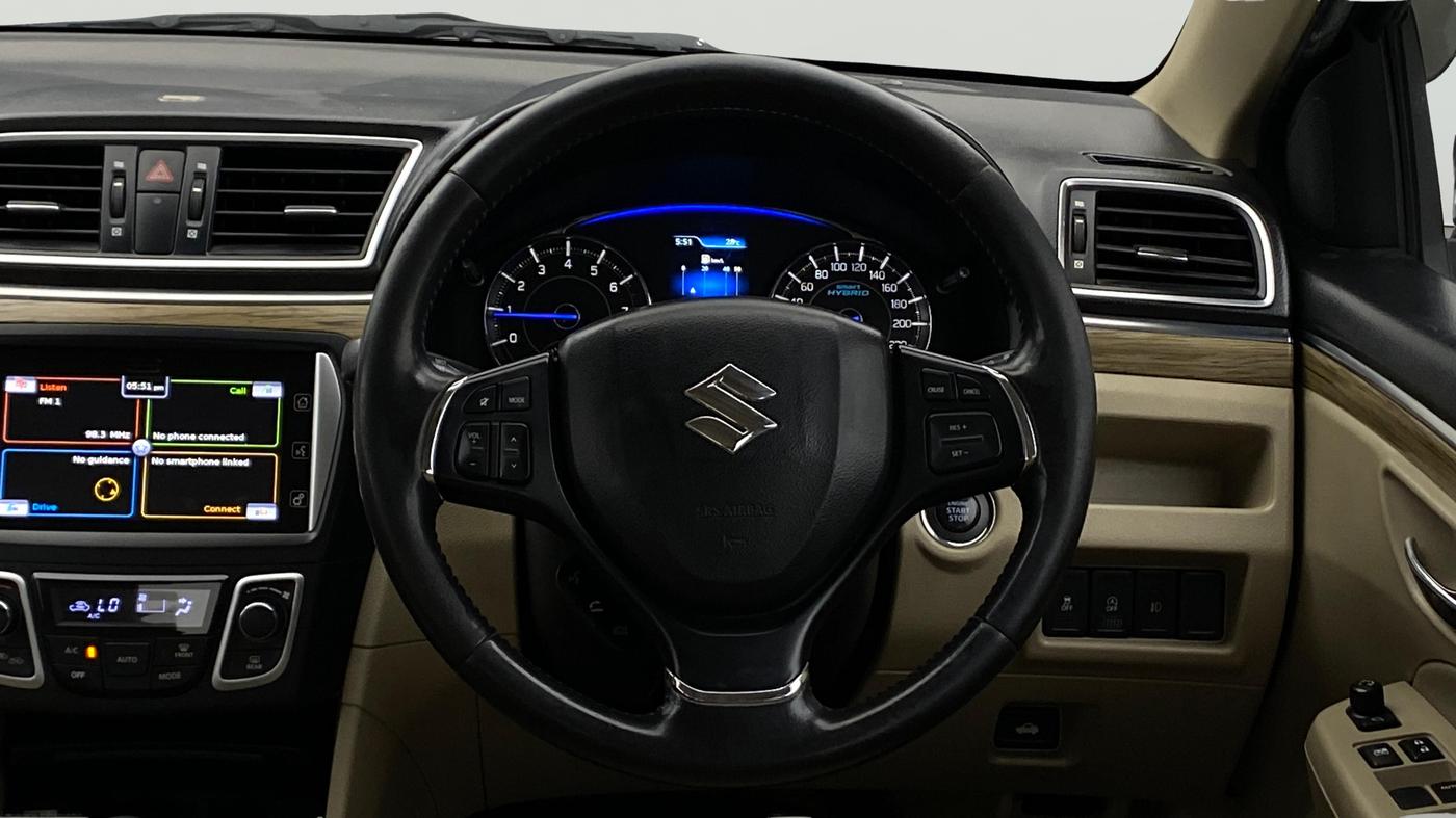 2019 Maruti Ciaz ALPHA  AT 1.5 SHVS PETROL, Petrol, Automatic, 66,671 km, Steering Wheel Close Up
