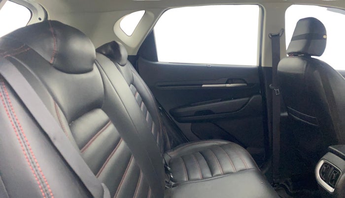 2024 KIA SONET HTK 1.5 DIESEL MT, Diesel, Manual, 34,574 km, Right Side Rear Door Cabin