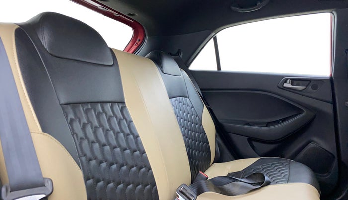 2018 Hyundai i20 Active 1.2 S, Petrol, Manual, 42,328 km, Right Side Rear Door Cabin