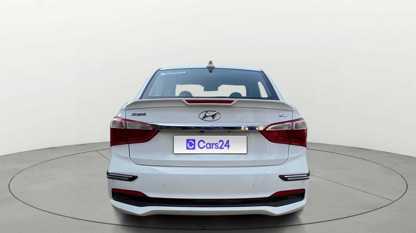 2018 Hyundai Xcent SX 1.2, Petrol, Manual, 18,905 km, Back/Rear