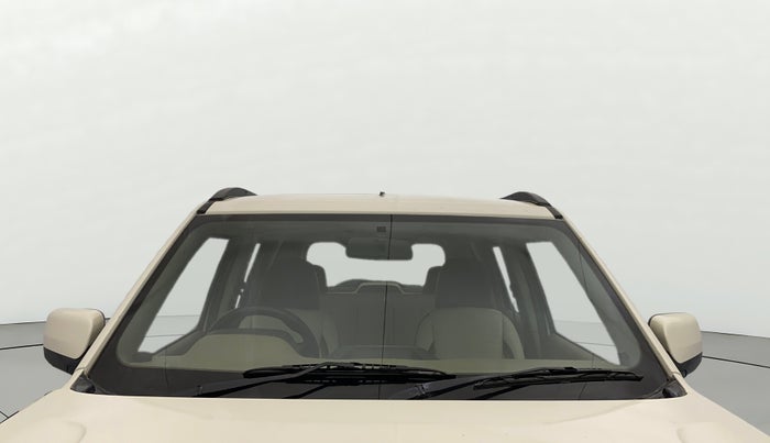 2017 Mahindra TUV300 T8, Diesel, Manual, 87,345 km, Front Windshield