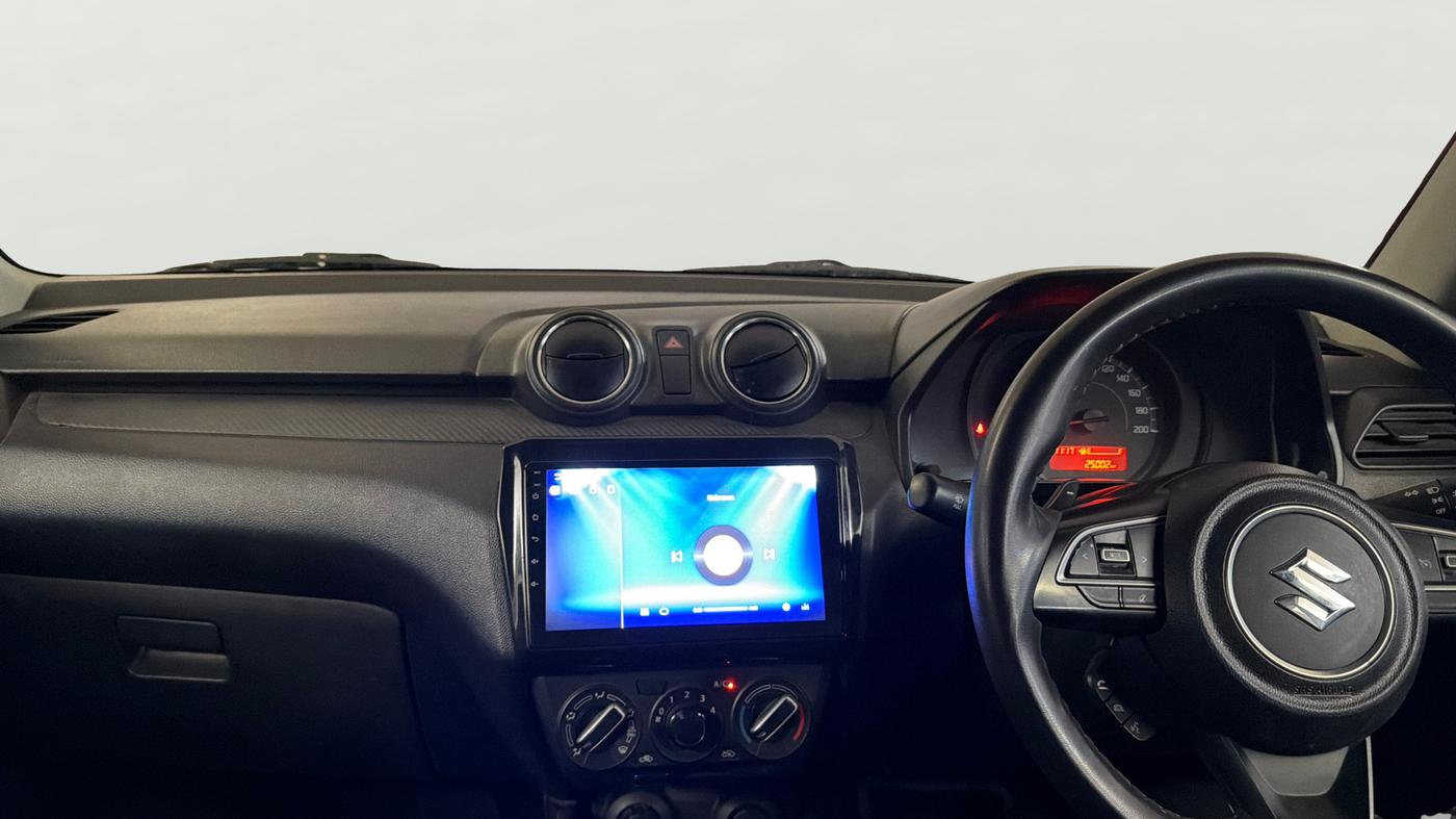 2023 Maruti Swift LXI, Petrol, Manual, 24,990 km, Air Conditioner