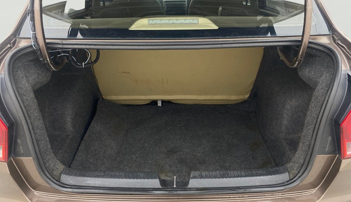 2020 Volkswagen Ameo HIGHLINE PLUS 1.5L 16 ALLOY, Diesel, Manual, 64,879 km, Boot Open Zoomed View