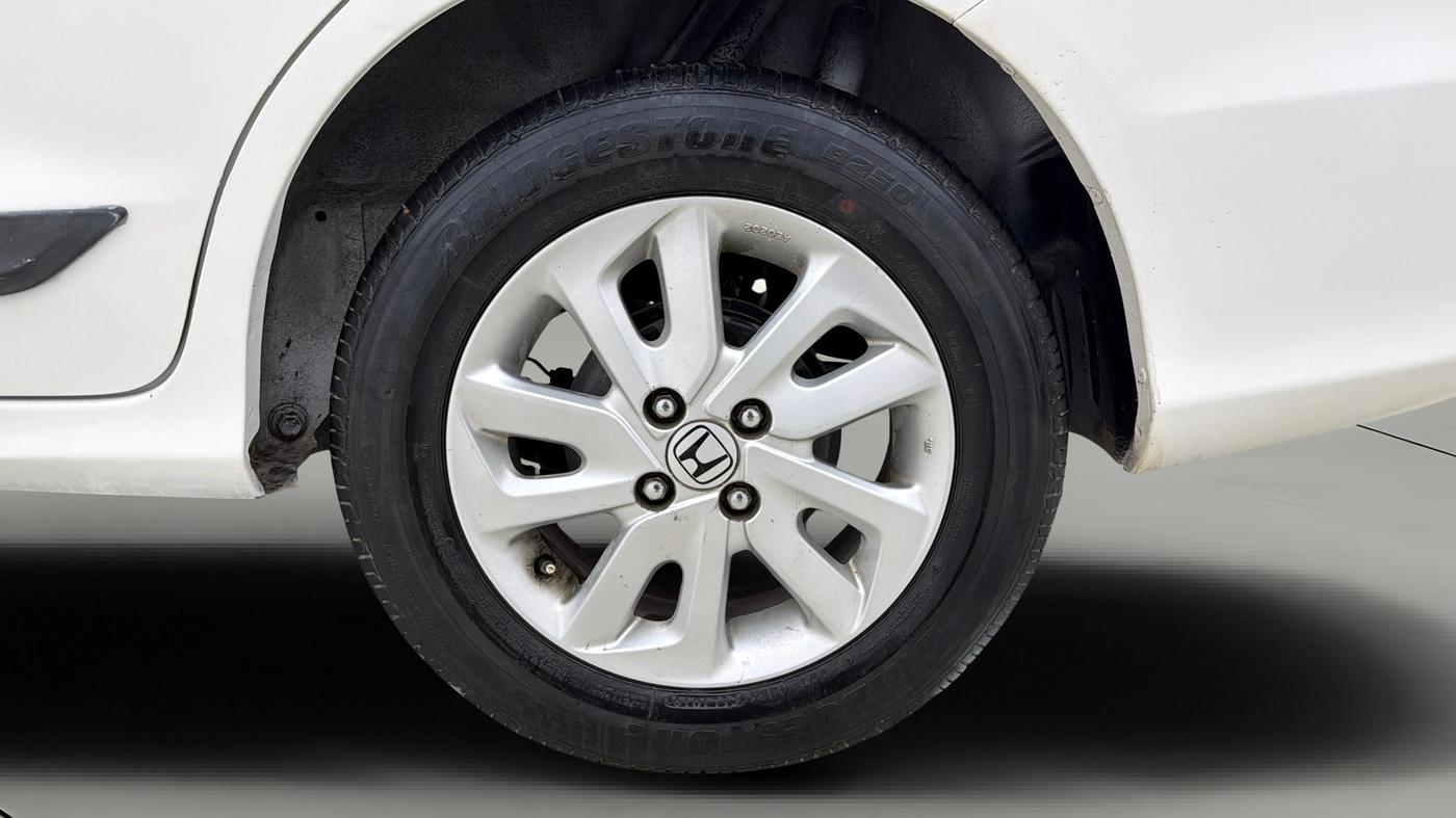 2014 Honda Mobilio 1.5L I-VTEC V, Petrol, Manual, 99,139 km, Left Rear Wheel